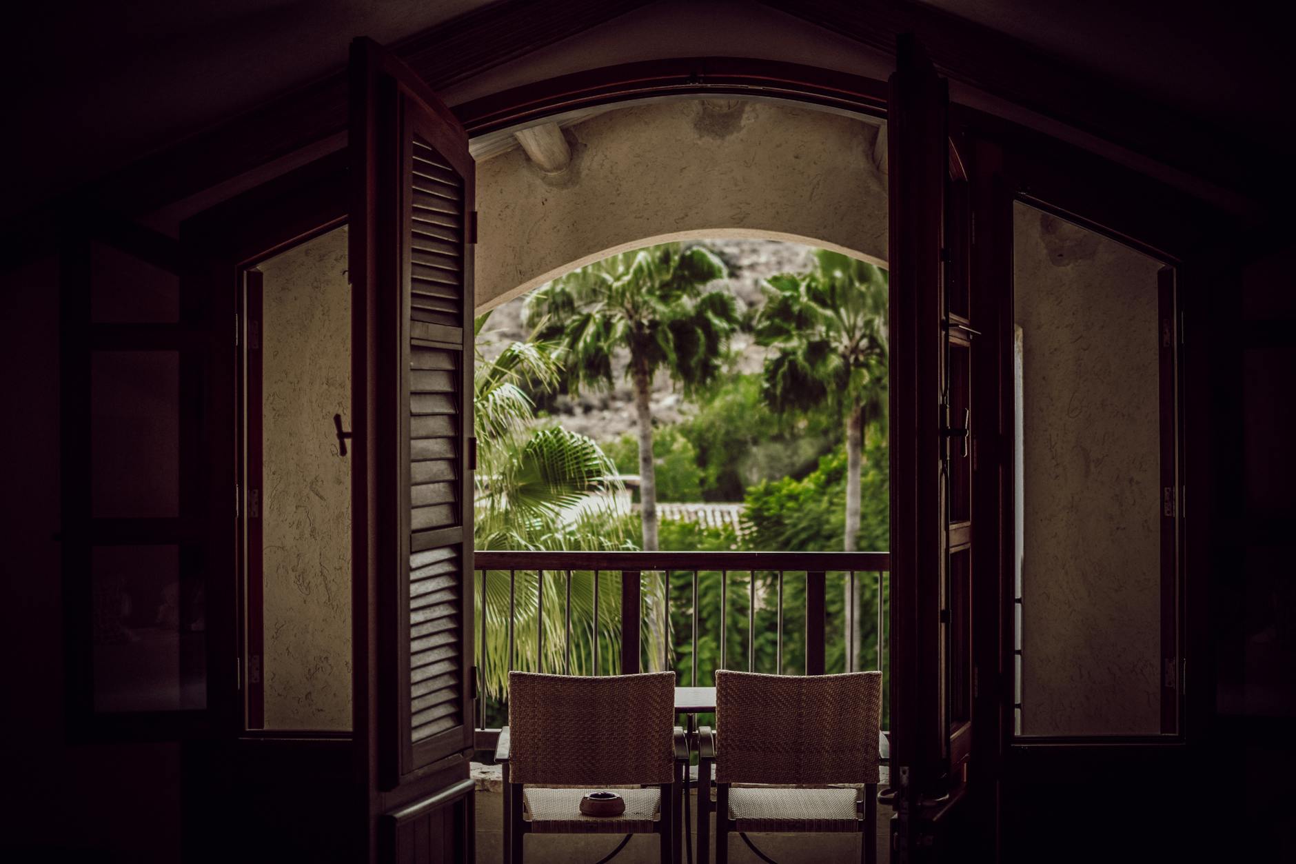 Suite — Interior mit Terrassen-Zugang